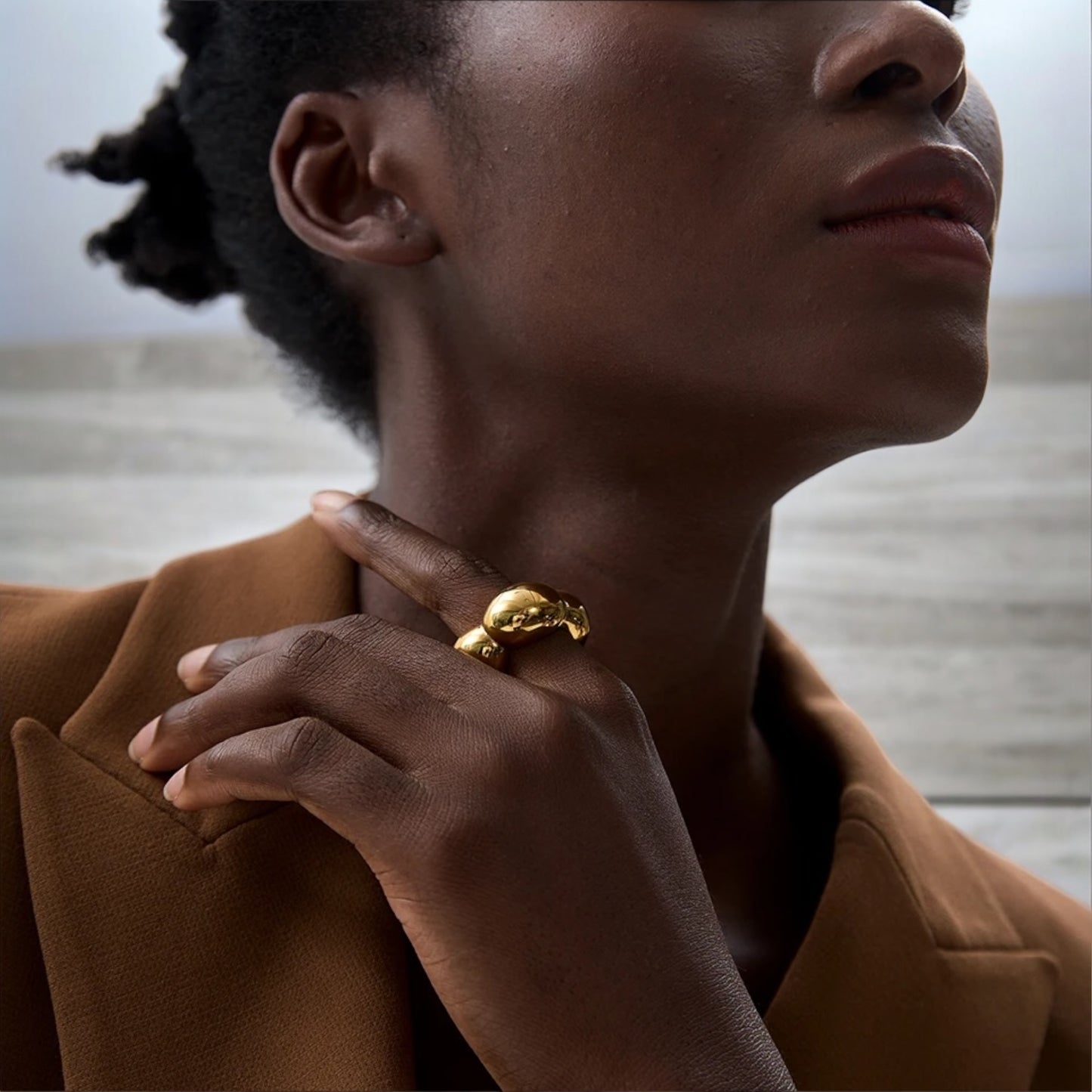 Lotus Gold Ring 365 KB